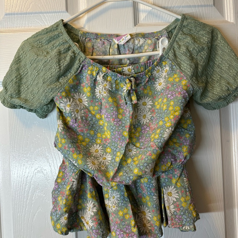 Floral Peplum Top with Green Sleeves